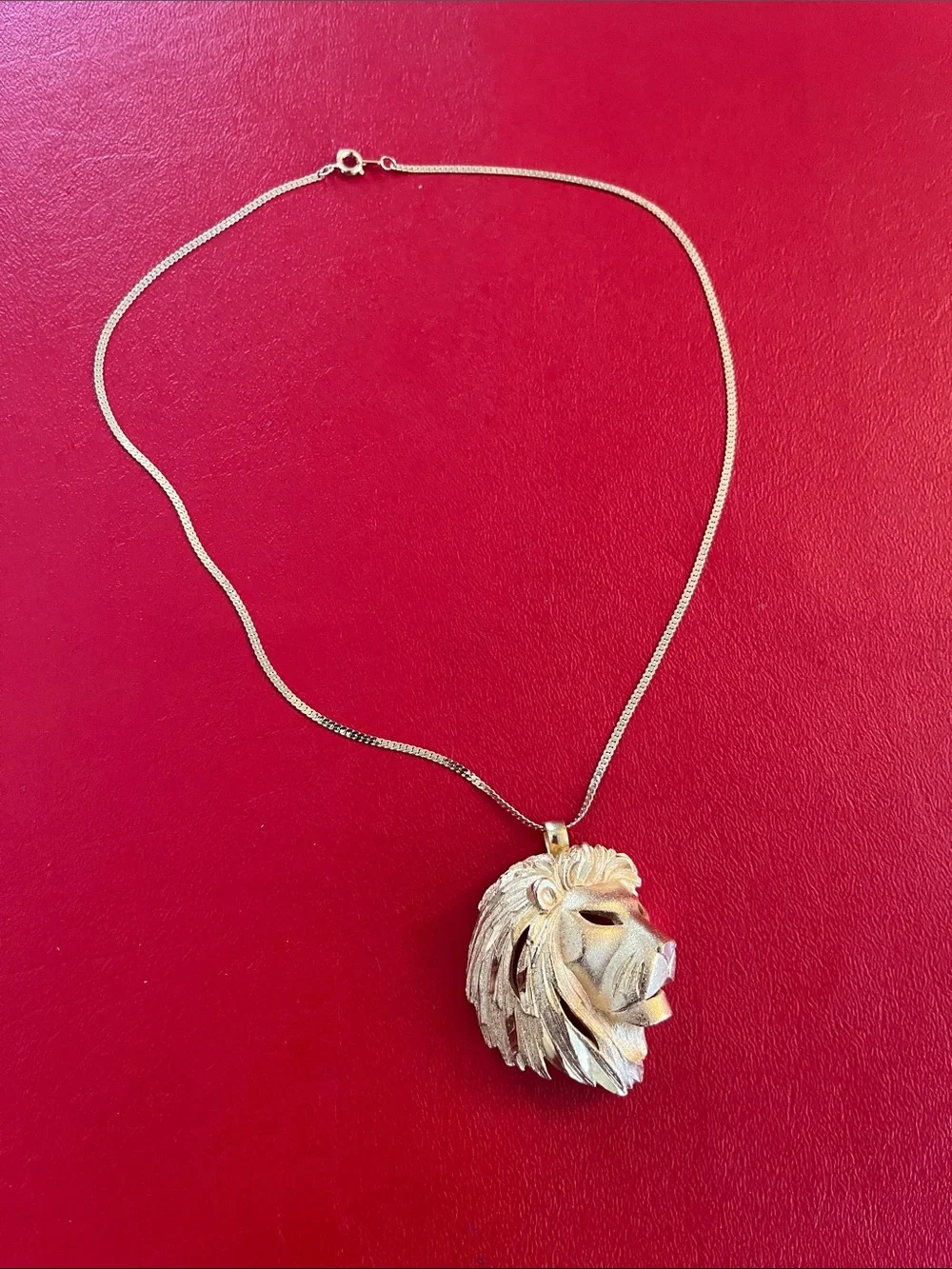 Gold Lion Head Pendant Necklace Jewelry